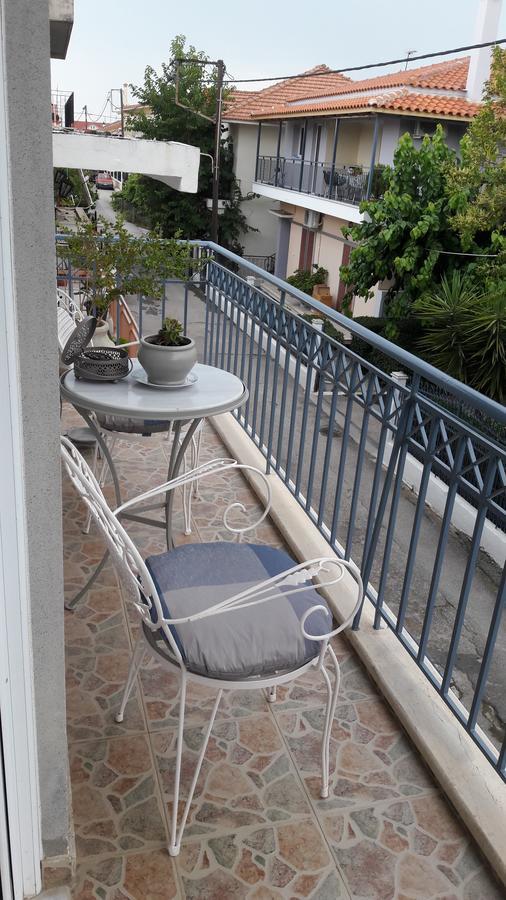 Family Apartments Missolonghi Экстерьер фото