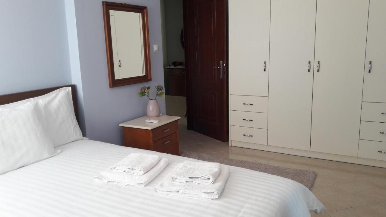Family Apartments Missolonghi Экстерьер фото