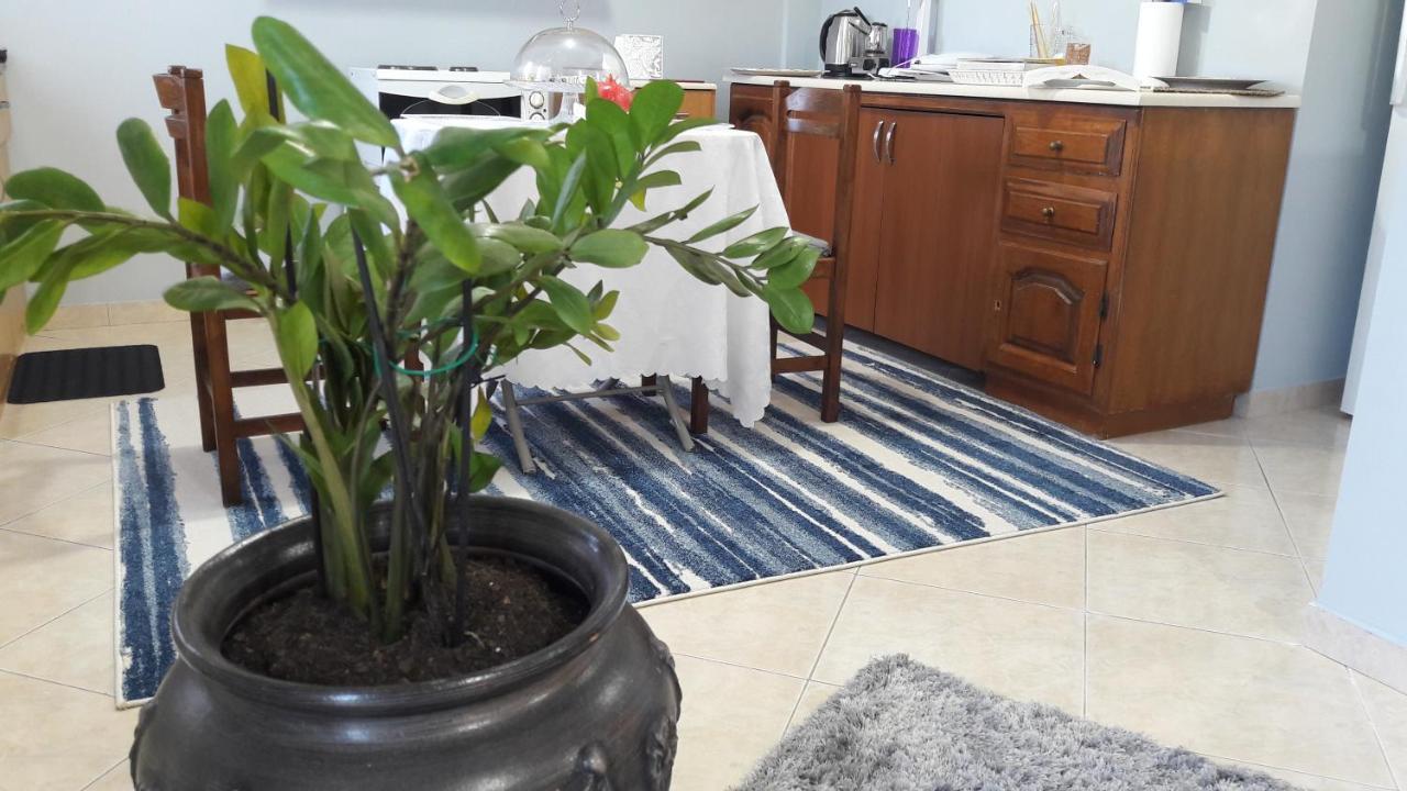 Family Apartments Missolonghi Экстерьер фото